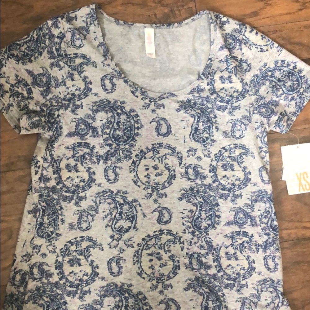 LulaRoe Classic T